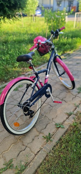 Bicicletă B'Twin 24" fete + cască, stare impecabilă, aproape nouă