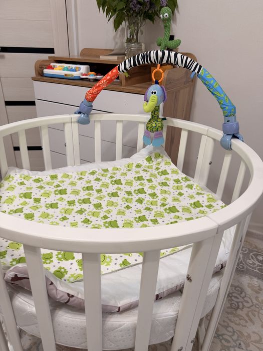 Манеж, детская кроватка