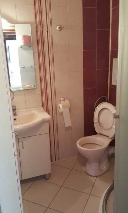 Дава се под наем Двустаен апартамент в Бургас, Меден рудник - зона А - 90 кв.м за 165 € - Снимка #7