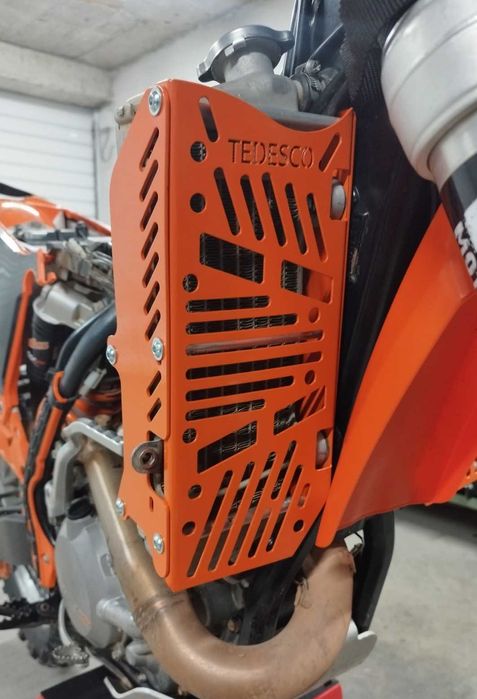 KTM & Husqvarna гардове за радиатори Tedesco®