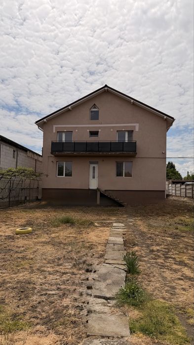 Casa S+P+1E si teren _ Bariera Vâlcii - Craiova