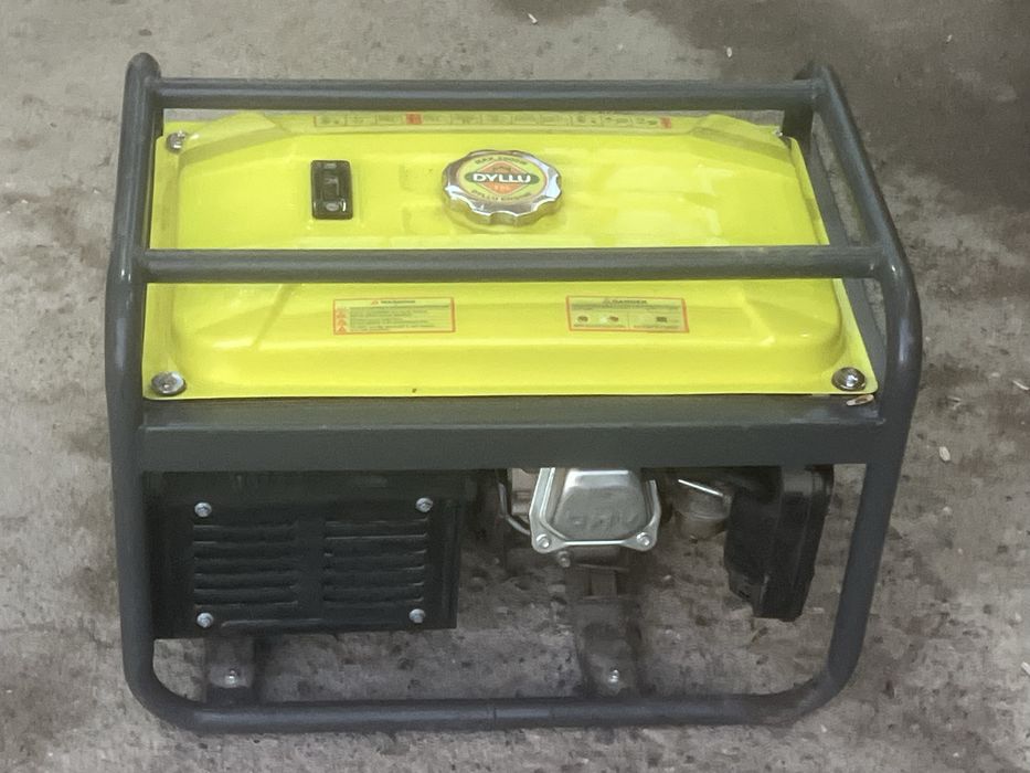 Generator divijok DYYLI
