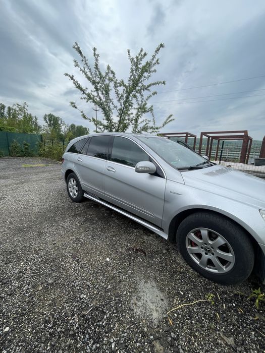 Vand mercedes R-class ,tel 0721180368