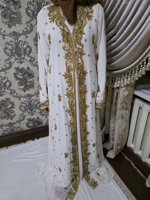 Kelin koyne abaya stilda sotiladi