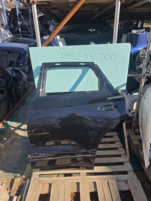 VW Touareg III 19- Задна лява врата