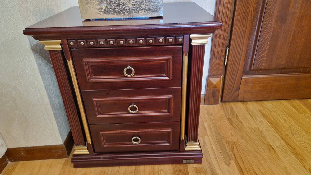 Тумба под телевизор