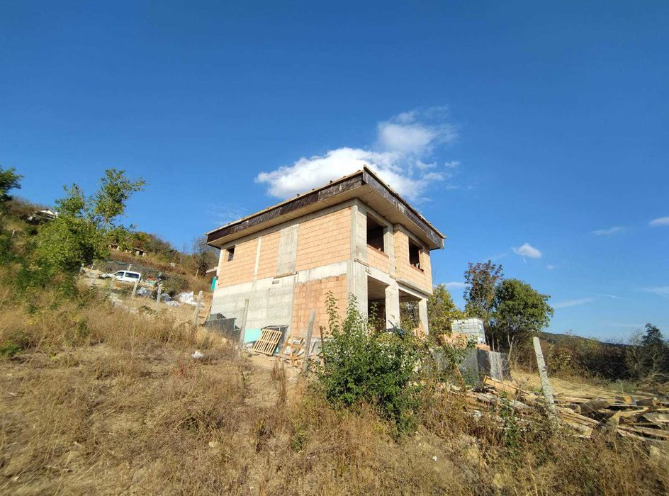 Продава се Къща в Варна, Изгрев - 190 кв.м за 832 €/кв.м - Снимка #1