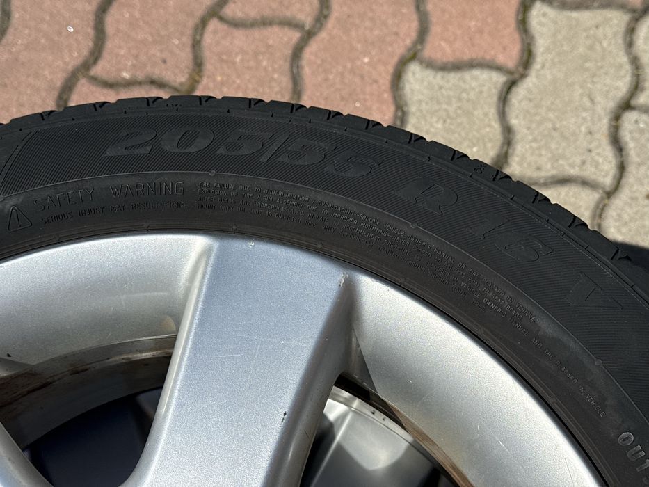 Jante Golf V - R16 , Anvelope Vara