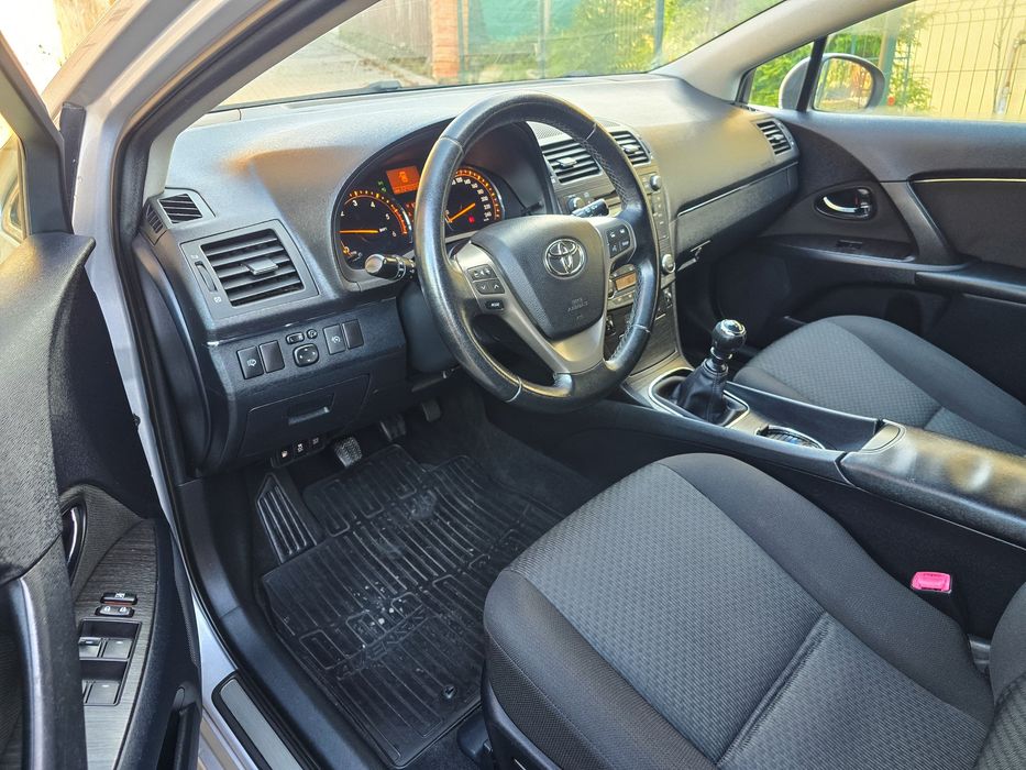 Toyota Avensis 2009 2,0 diesel 126cp Euro5 distributie pe lant