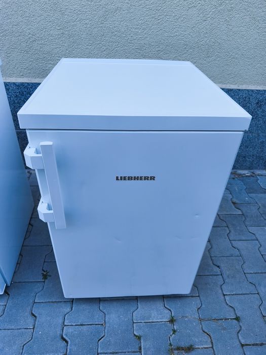 Хладилник/ци с вътрешна камера Либхер/Миеле нов с транспортен дефект!