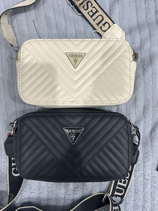 Сумки GUESS (белая,черная)