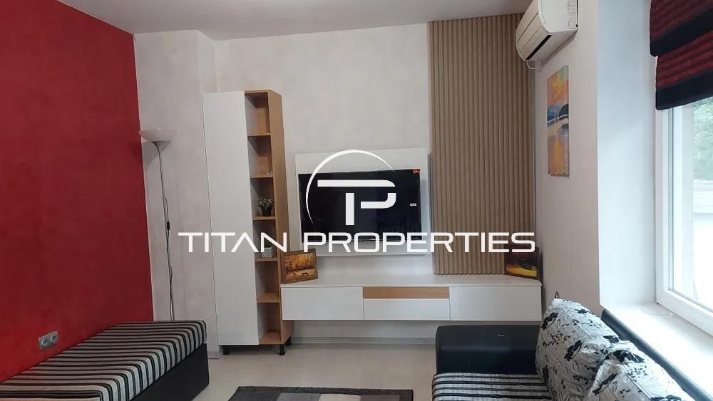 Дава се под наем Тристаен апартамент в Пловдив, Кючук Париж - 80 кв.м за 475 € - Снимка #2