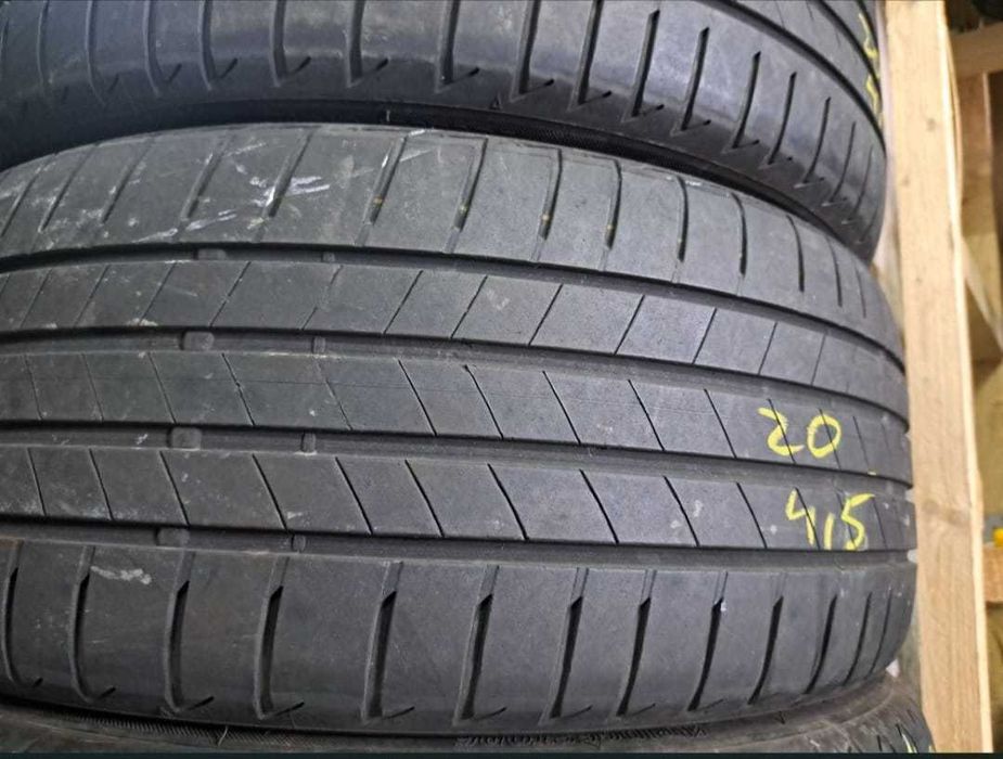 * 4 anvelope 225/40 R19 Bridgestone