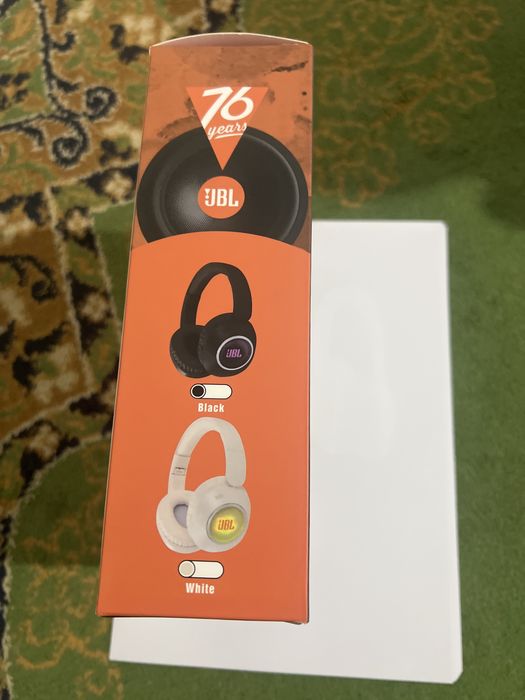 Наушники JBL большие