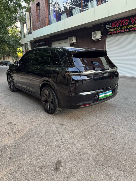 Lixiang L7 Max. Tozza. 2023