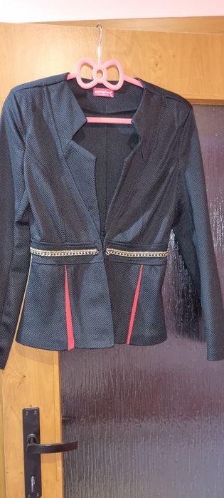 Vând sacou elegant