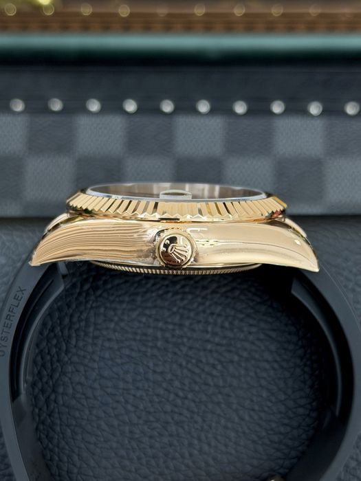Rolex Sky-Dweller Oysterflex Everose Chocolate