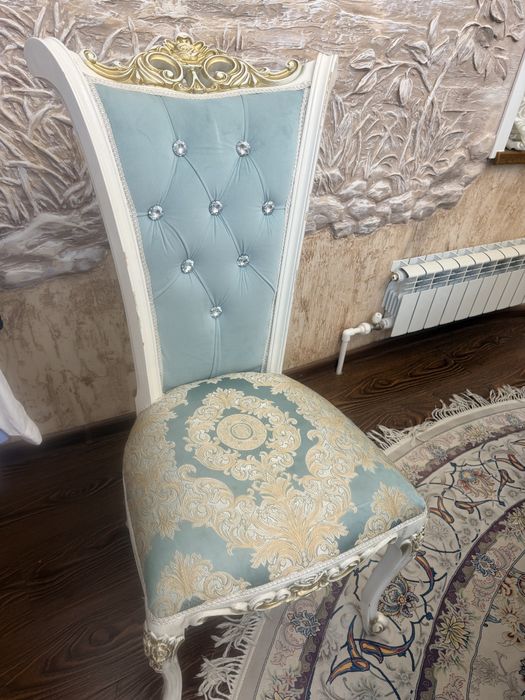 Продам Стулья 7 шт