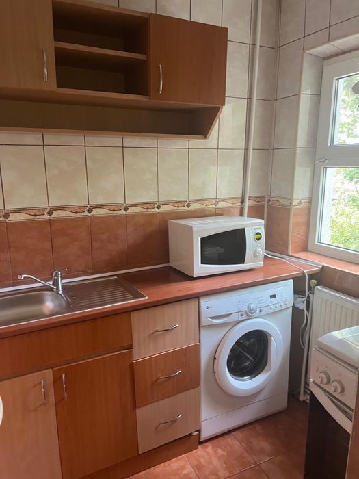 Inchiriez garsoniera in zona Dorobanti cu Scolilor - Vedere 6