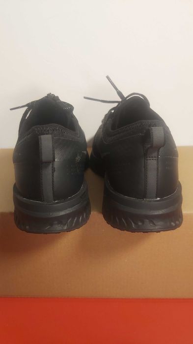 Обувки Odyssey React Shield 2 - Номер 38