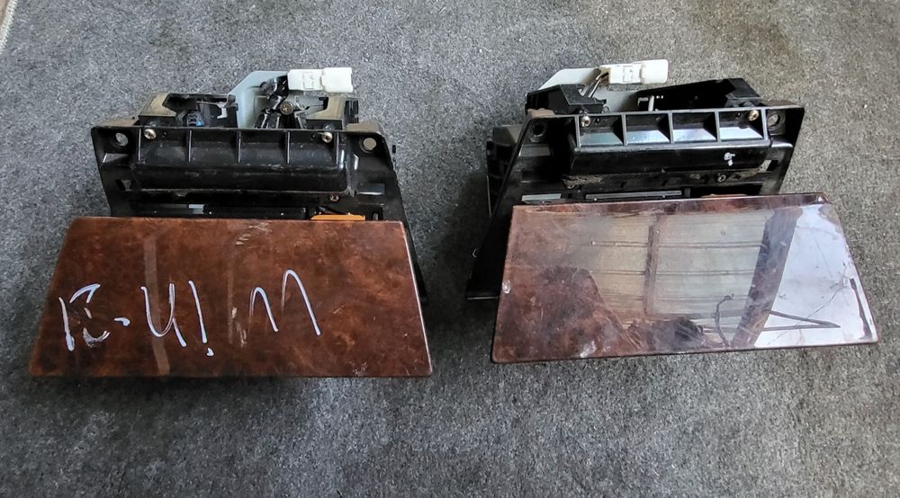 Пепельница Toyota Mark II/2