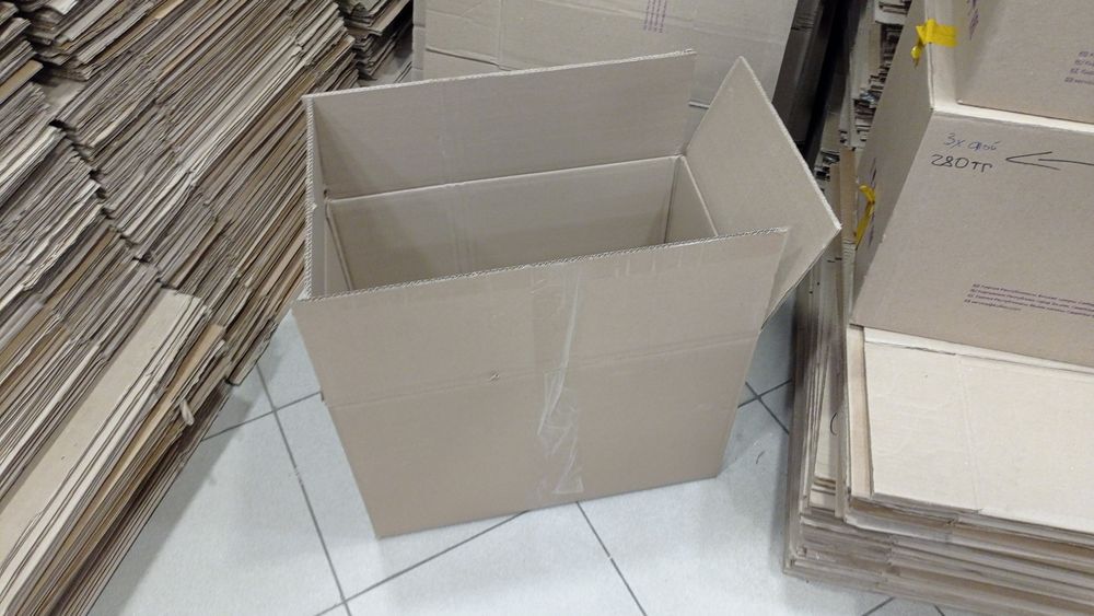 Картонные коробки 60*40*40 БУ прочные.