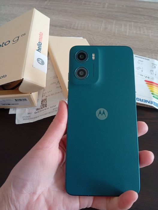 Motorola g5 -нов,с 2 г гаранция