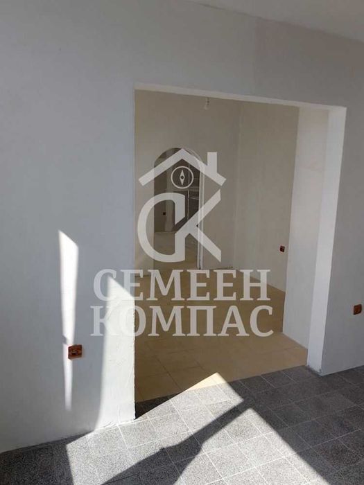 Продава се Двустаен апартамент в Пловдив, Кършияка - 74 кв.м за 758 €/кв.м - Снимка #4