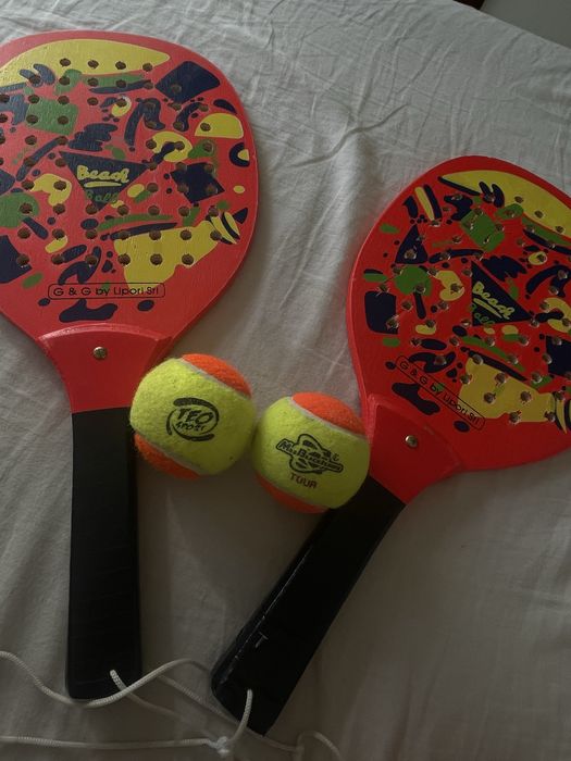 Palete de tenis din lemn