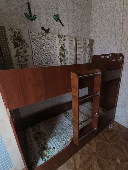 Продам кровать двухъярусная