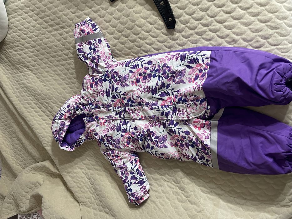 Продам детский комбинезон на девочку 2-3 года