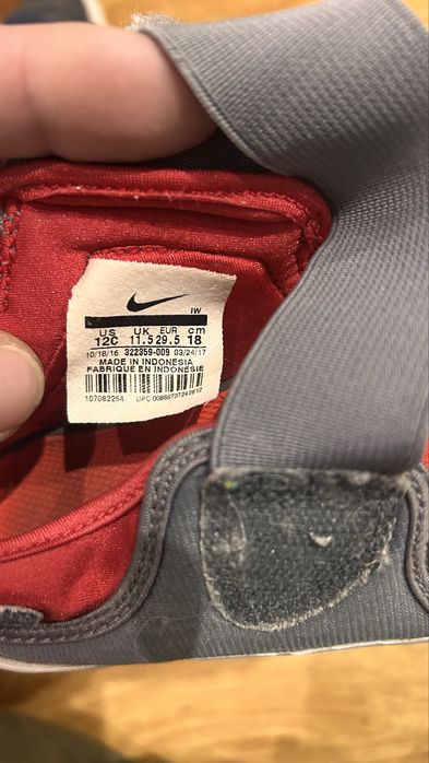 Маратонки тип сандал Nike номер 29,5