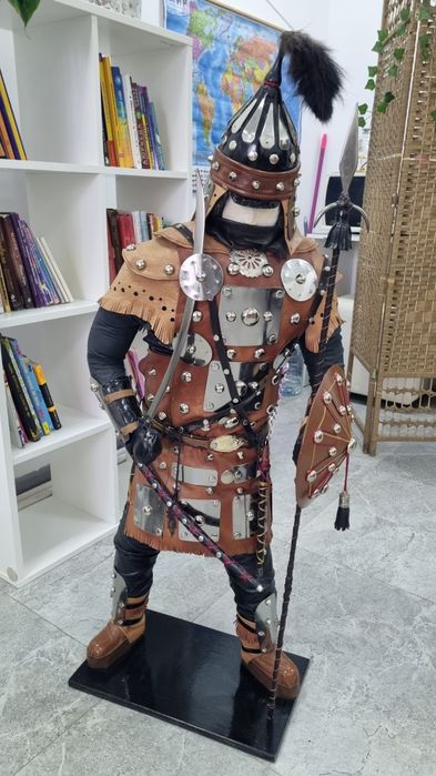Статуя батыра Батыр