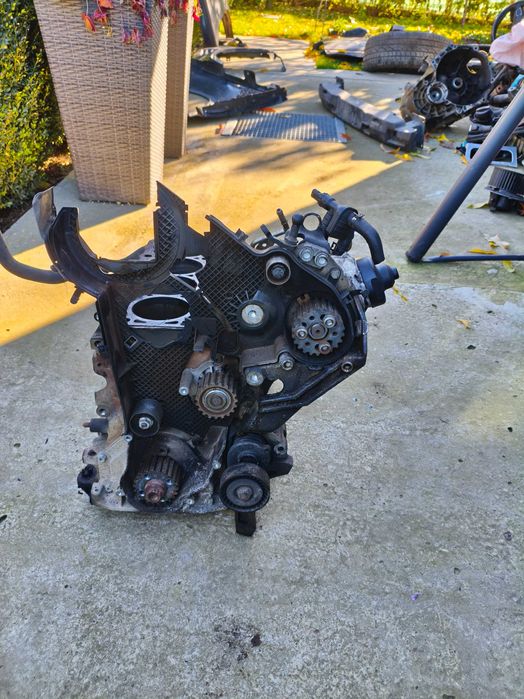Motor pasat CBAB