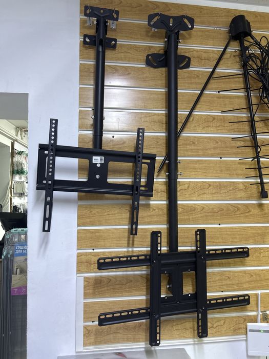 Кронштейн для телевизора. Универсальный кранштейн . Навес