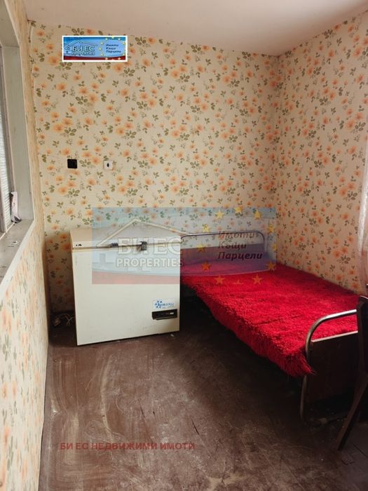 Къща в с. Гърло 150 м² РЗП и двор 1500 м²