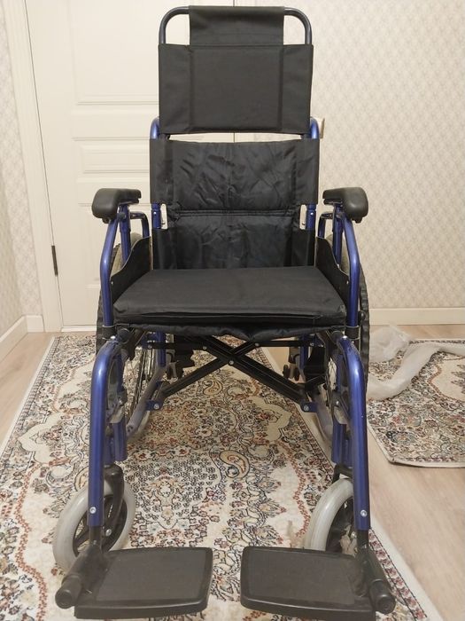Инвалидное кресло