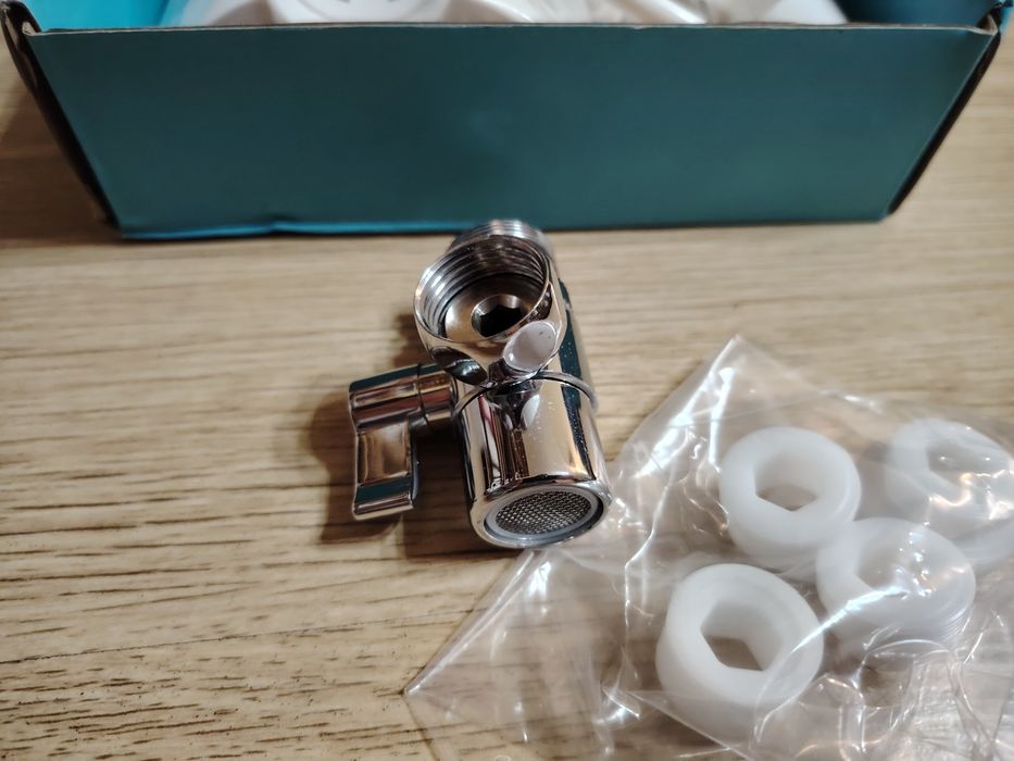 Dus bucal cu conectarea directa la reteaua de apa.