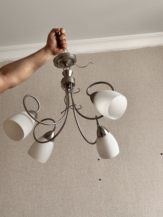 современные люстры