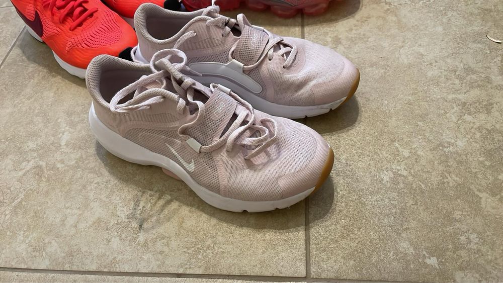 Дамски Nike 40 Нов!