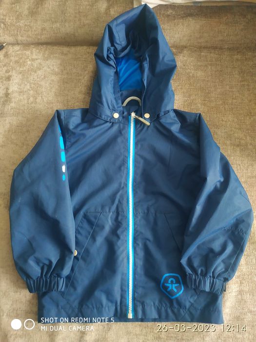 Продам ветровки на мальчика