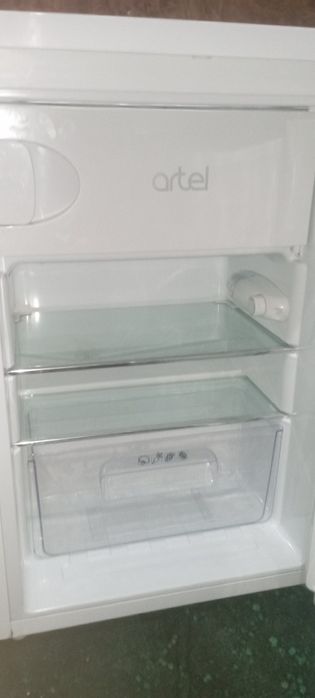 Продаётся холодильник артель