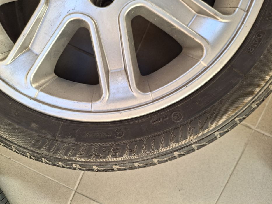 Janta aluminiu 16 Peugeot 1000 Ron negociabil sau schimb pe 15