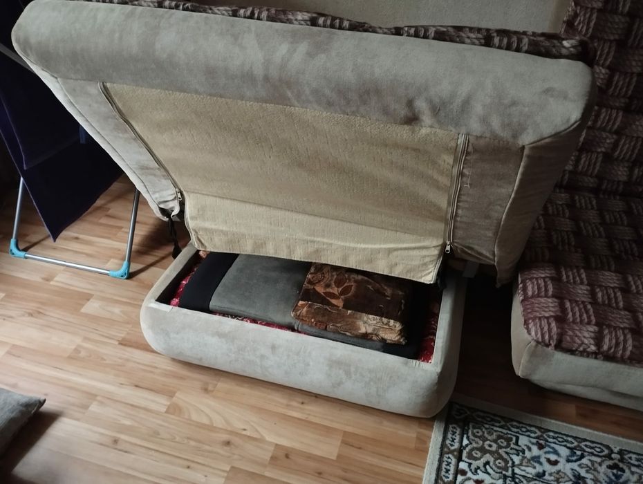 Продам диван в отличном состоянии