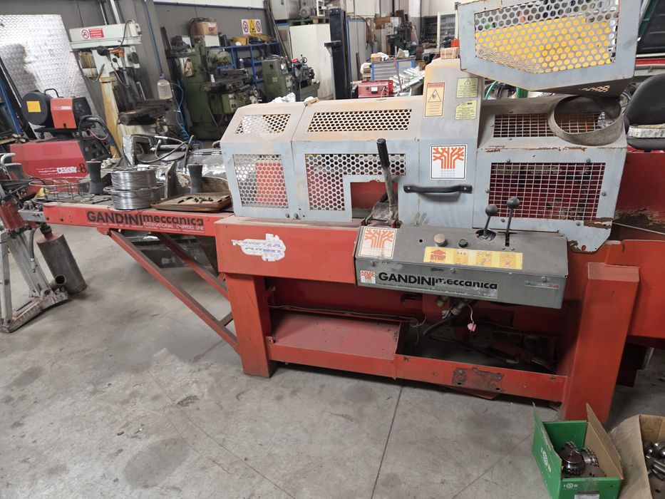 Spatgator de lemne profesional