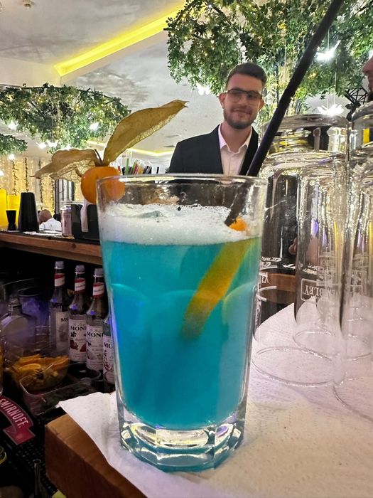 Open Bar  – Barmani + Cocktailuri Premium