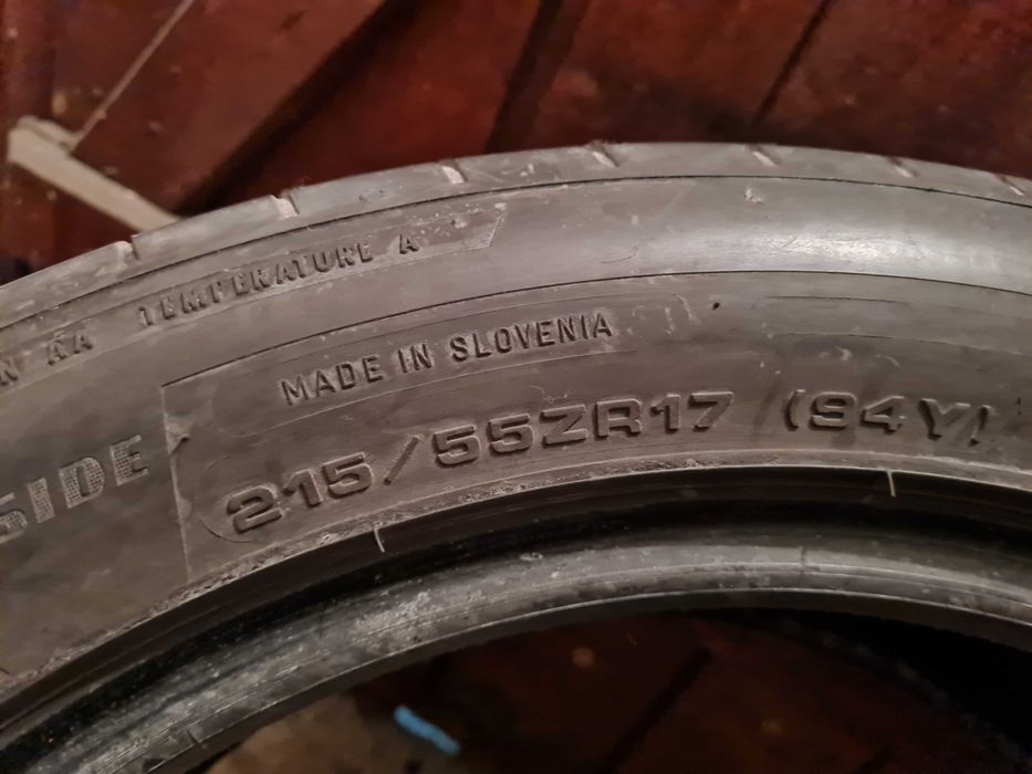 Dunlop 215 55 17, 4 броя