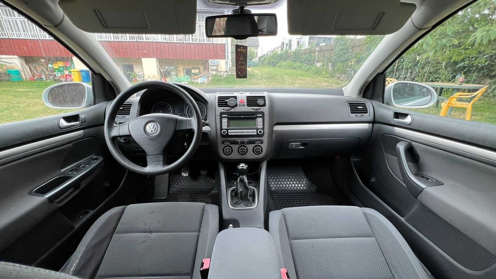 Volkswagen Golf 5, 1.6i, 102 CP, an 2007, negociabil