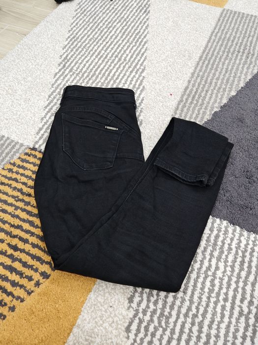 Джинсы б/у в отл состояний