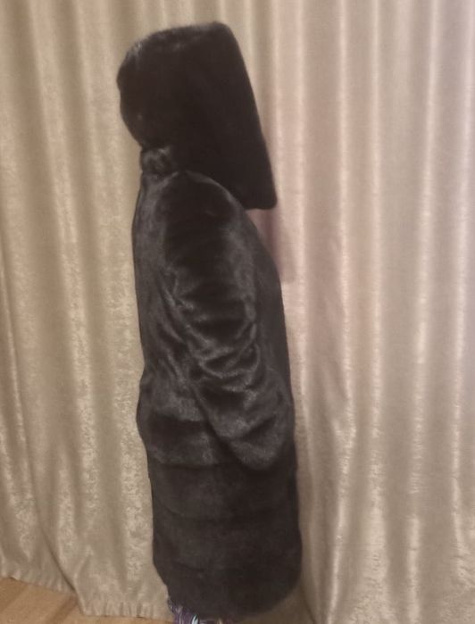 Продам норковую шубу